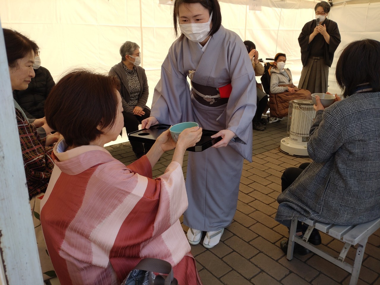 LINE_ALBUM_2023.03.11 チャリティ呈茶_230511_23